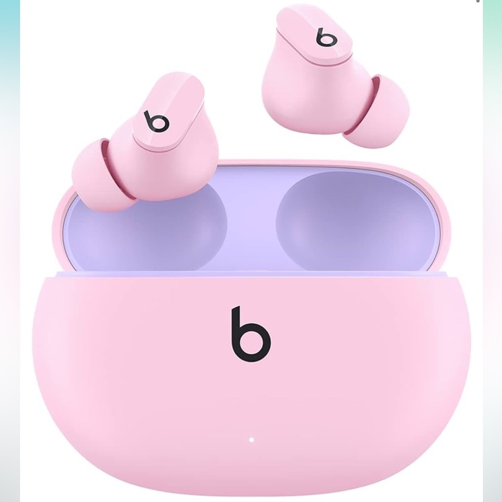 BEATS EARBUDS